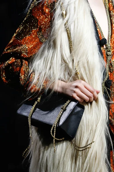 Look 68